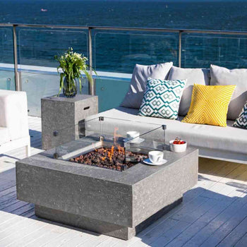 Elementi Fire Manhattan Gas Fire Pit with Fire Screen